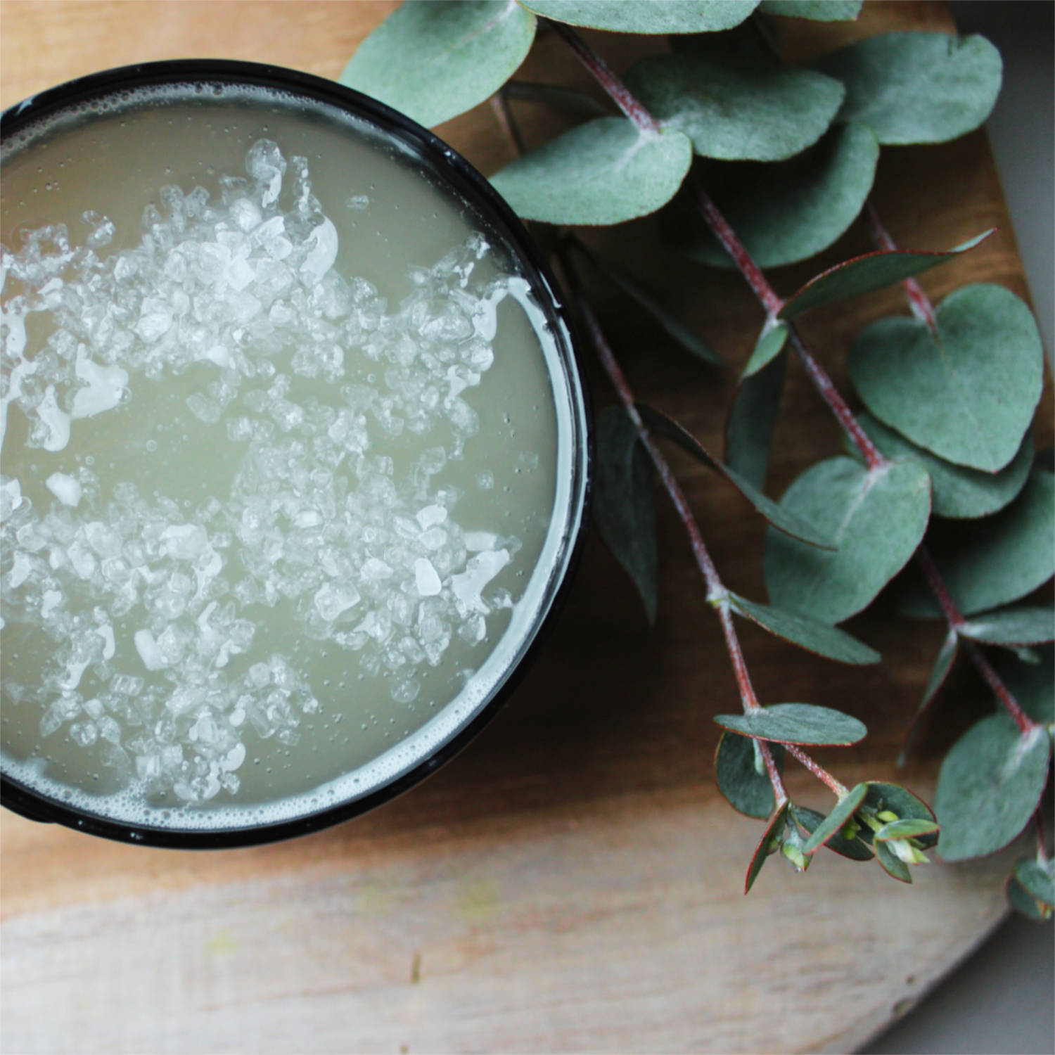 gommage-cuir-chevelu-head-spa